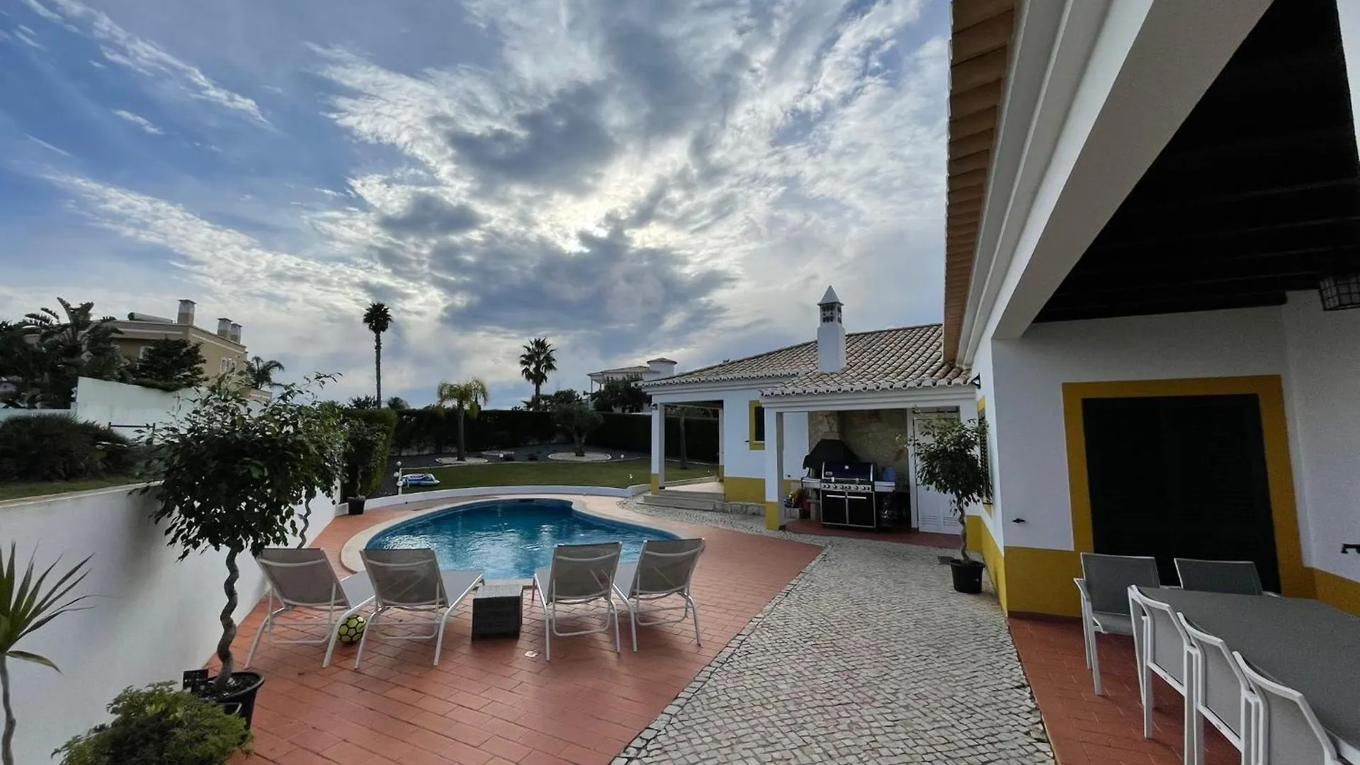 Oliva House Villa Lagos